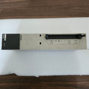 OMRON POWER SUPPLY UNIT CVM1-PA208 100-120/200-240Vac