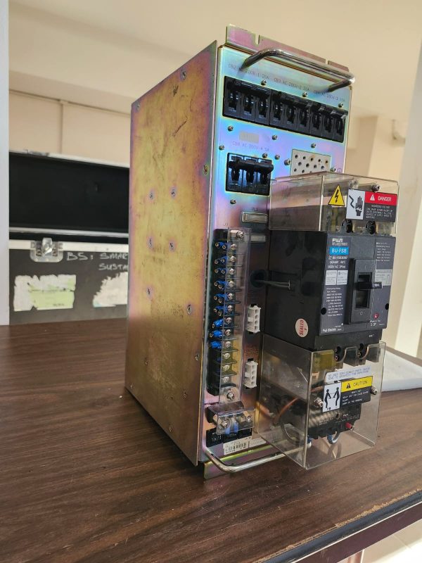 KH3-71327X02 / ADVANTEST POWER CONTROL BREAKER BOX 600V 3 POLE 50 AMP - Image 3