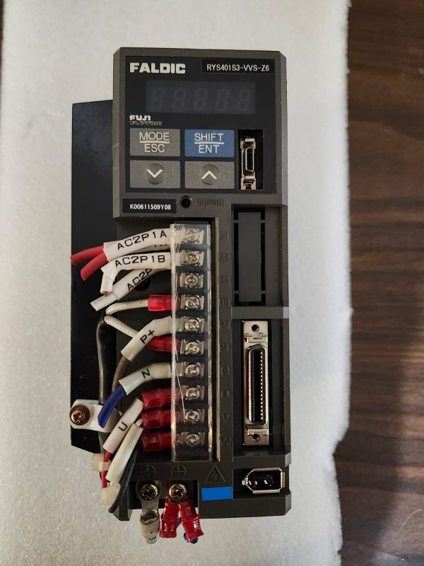 FUJI RYS401S3-VVS-Z6 SERVO DRIVE
