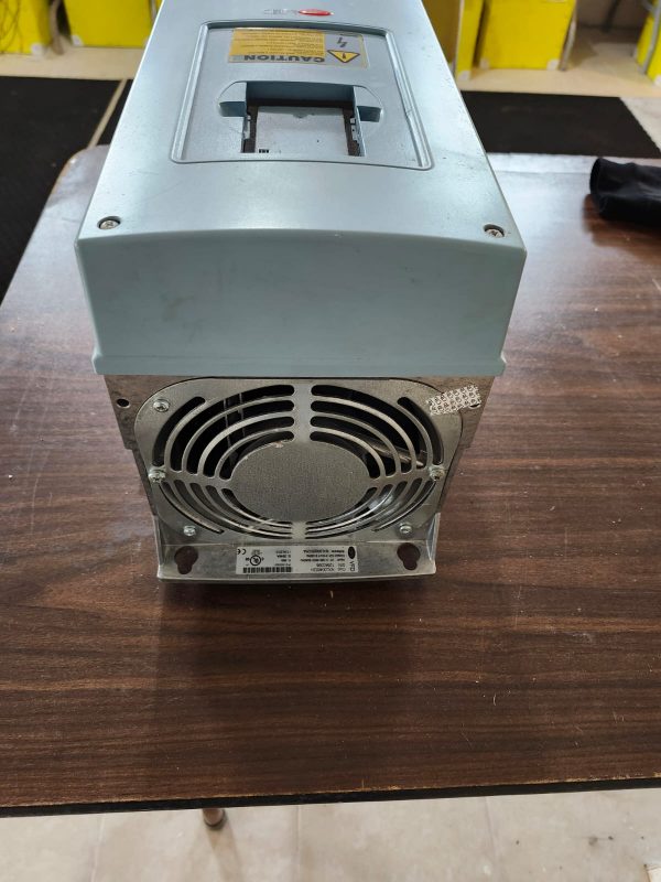 CAREL NXL004652H VFD VARIABLE SPEED DRIVE - Image 3