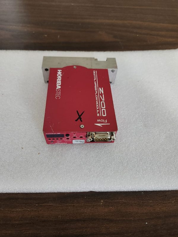 Horiba Stec Z700 SEC-Z712MGX Mass Flow Controller 797-154719-006 10SLM Gas N2