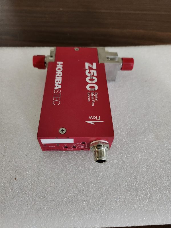 Horiba STEC SEC-Z514MGX Gas N2 3 SLM Mass Flow Controller