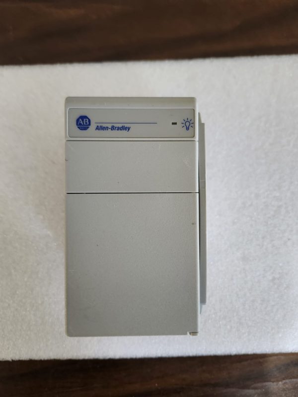 Allen-Bradley 1769-PB4K SerA CompactLogix Power Supply