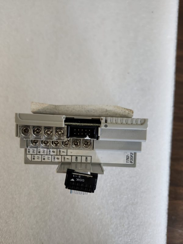 Allen Bradley 1762-IF2OF2, Ser A, Rev D, FRN 1.2 2CH Input 2CH Output Analog