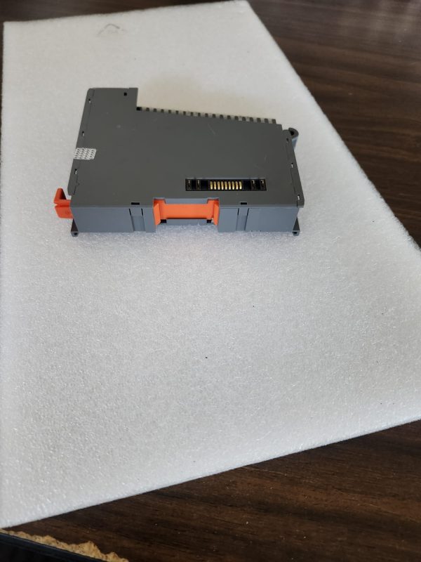 ALLEN-BRADLEY MA-OX4I E2.0 OUTPUT MODULE - Image 2