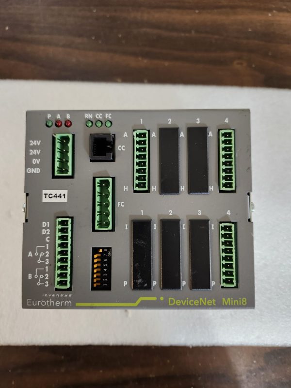 Eurotherm Mini8/4LP/0PRG/VL/Devicenet/C/TC4/XXX/XXX/DO8/STD/60/EU0776/F0002