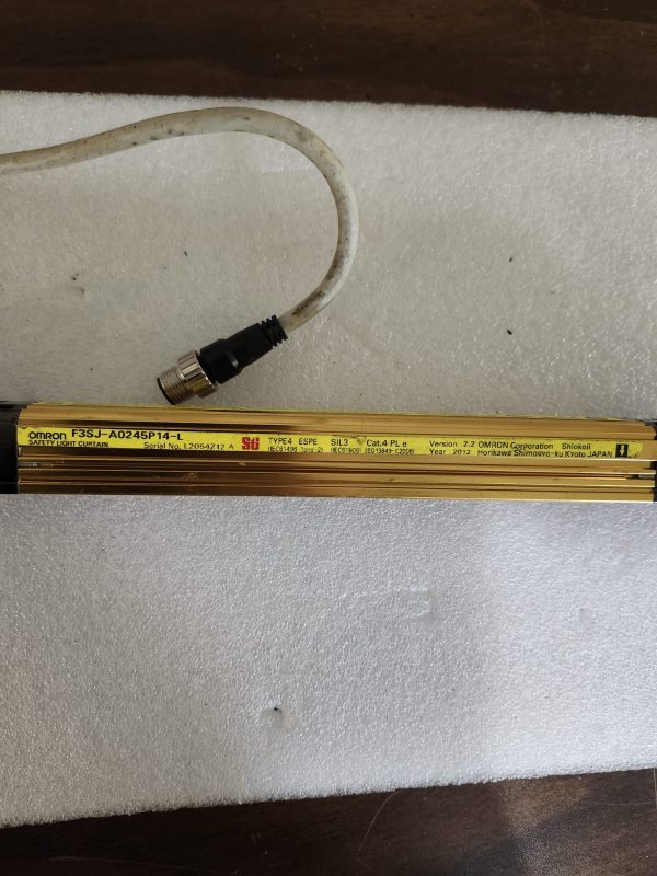 Omron F3SJ-A0245P14-L Safety Light Curtain Type 4 - Image 3
