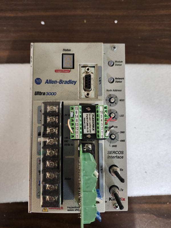 ALLEN BRADLEY ULTRA3000 2098-DSD-005-SE SERVO DRIVE