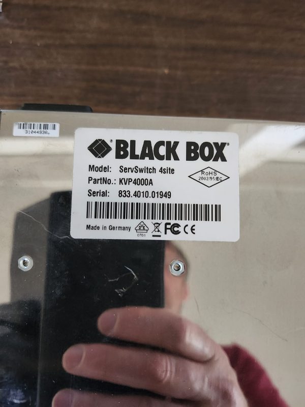 BLACK BOX SERVSWITCH 4SITE KVP4000A - Image 3