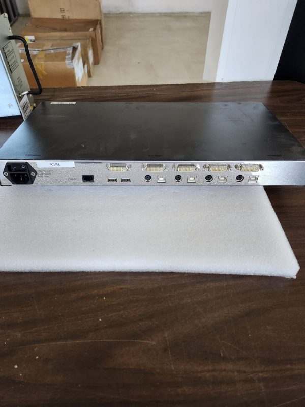 BLACK BOX SERVSWITCH 4SITE KVP4000A - Image 2