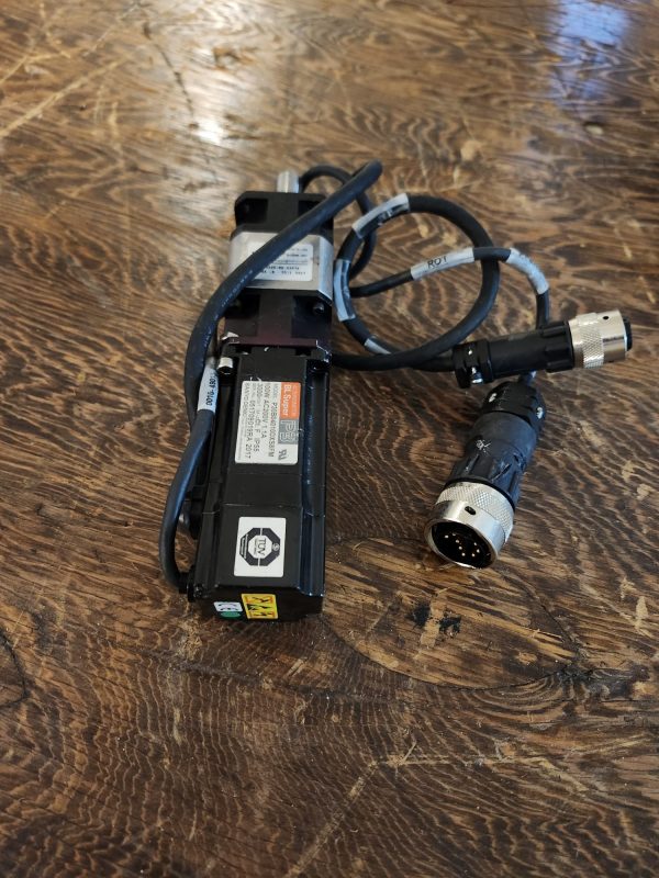 SANYO DENKI P30B04010DXS8FM AC Servo Motor BL Super P3