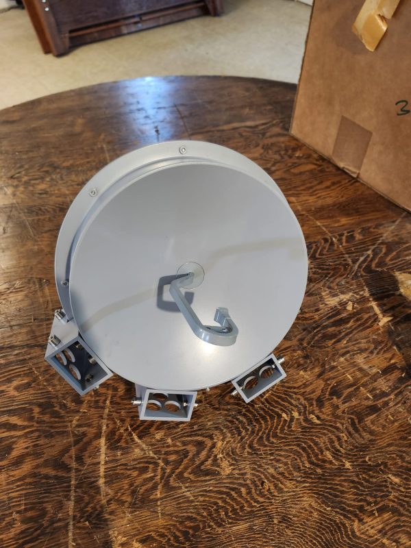 Rohde & Schwarz AC308R3 SHF/EHF Broadband Directional Antenna