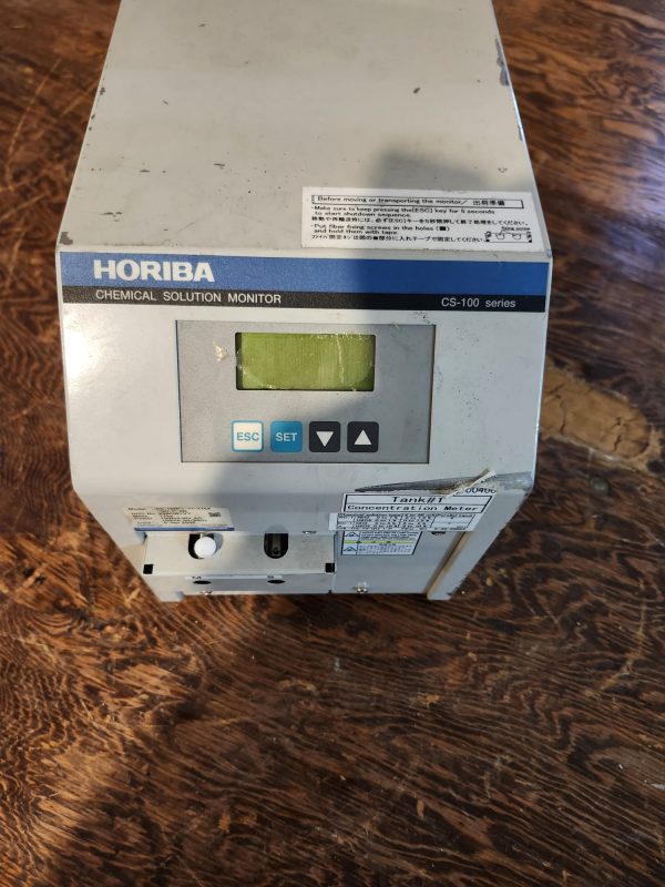 HORIBA STEC CS-100 Series CS-15MF1-11-115A-QU-P-5M Chemical Solution Monitor - Image 2