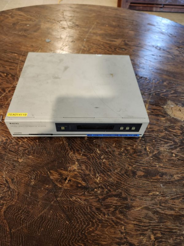 Astro Design VG859B Digital Video Generator HDMI DVI D5 - Image 2
