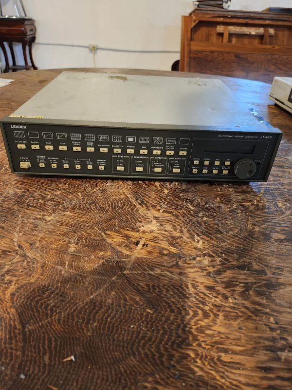 Leader LT448 Multiformat Pattern Generator