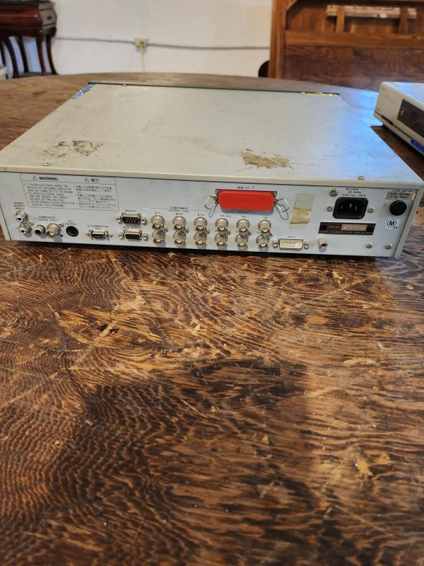 Leader LT448 Multiformat Pattern Generator - Image 3
