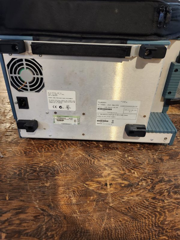TEKTRONIX TLA5201 Logic Analyzer 34-channel - Image 3