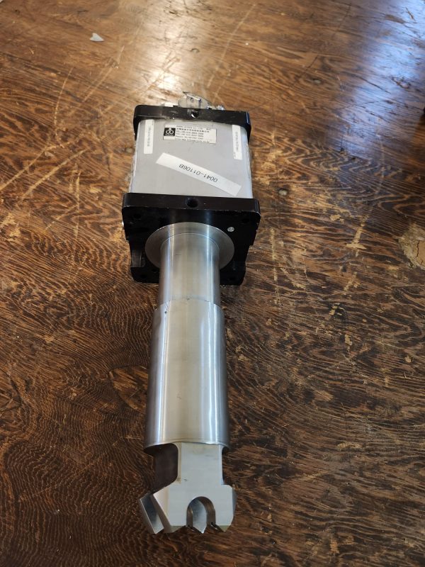 Applied Materials 0041-01106 REV 04 SLIT Valve w/Parker 0190-24755 REV.7 - Image 3