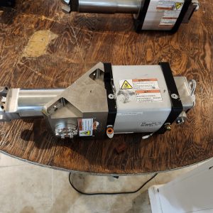 Applied Materials 0041-01106 REV 04 SLIT Valve w/Parker 0190-24755 REV.7