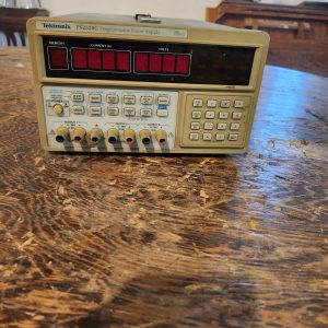 TEKTRONIX PS2520G Triple Output Programmable DC Power Supply