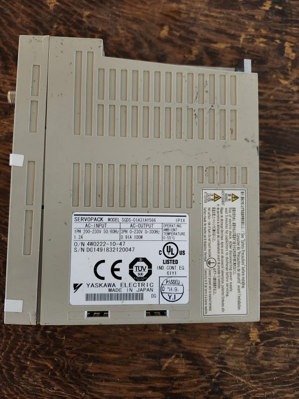 Yaskawa SGDS-01A31A Servo Drive SERVOPACK - Image 3