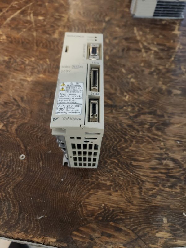 YASKAWA SGDA-A5AS SERVO DRIVE SGDA-A5AS - Image 2