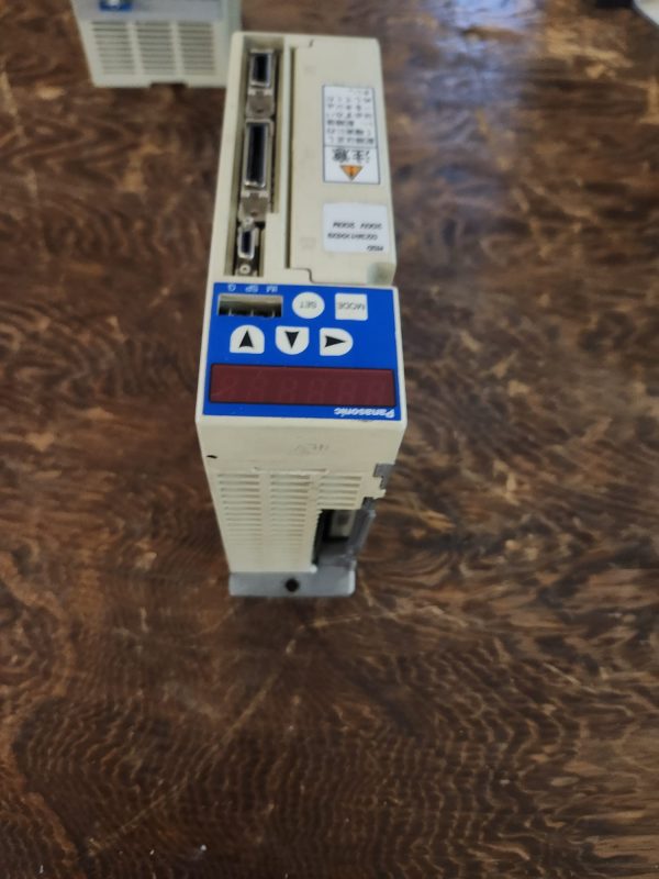 Panasonic MSD023A1XX09 AC Servo Driver 200W - Image 2