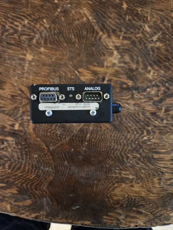 MKS  1479B01324CR14M MASS FLOW CONTROLLER 20000 Sccm - Image 2