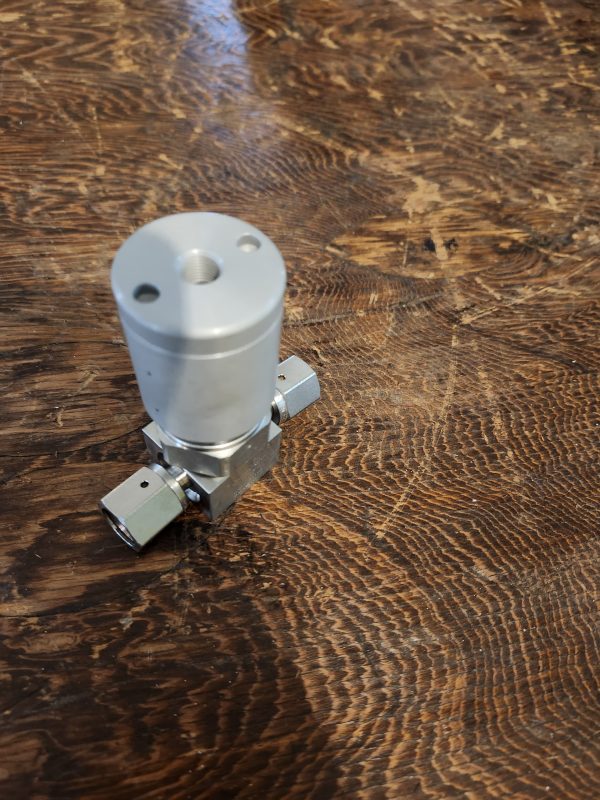 SWAGELOK 6LV-DFHFR4-P-C DIAPHRAGM-SEALED VALVE - Image 2