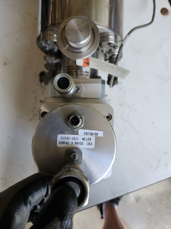 GENESIS TECHNOLOGIES TURBOMOLECULAR VACUUM PUMP 522-023 / S242-1011 - Image 3