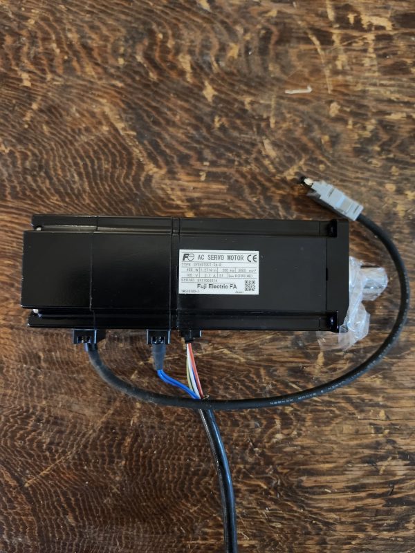 Fuji Electric GYS401DC1-CA-B AC Servo Motor - Image 3
