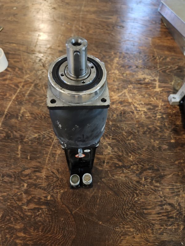 Schneider Electric Servo Motor | SH30701P01F2000 c/w Vogel MPRN 100 Gearbox - Image 3