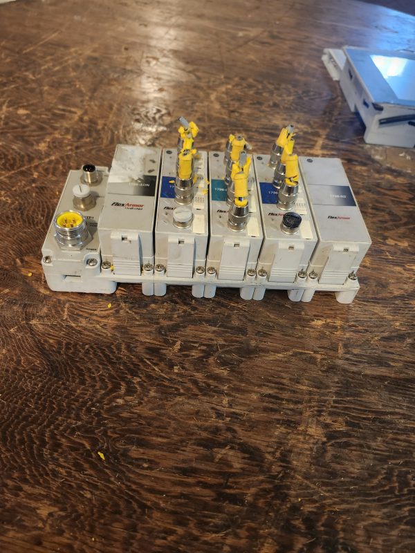 ALLEN-BRADLEY FLEX ARMOR I/O, 5 SLOT BASEPLATE, 95711801, 95743801 1798-BP4 - Image 4