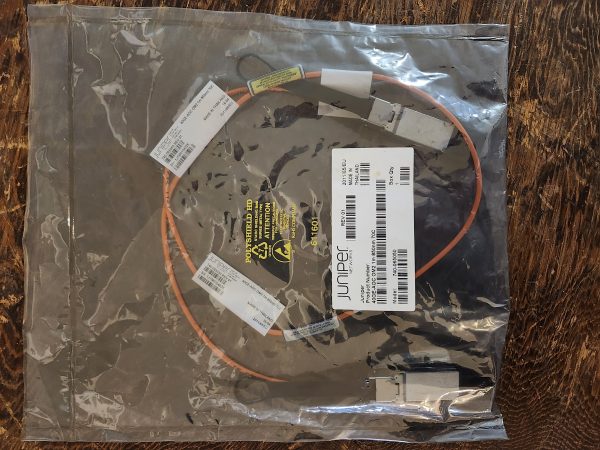 Juniper 40GE-AOC OM2 Active Optical Cable 1m 850nm 70C 740-065050 - Image 2