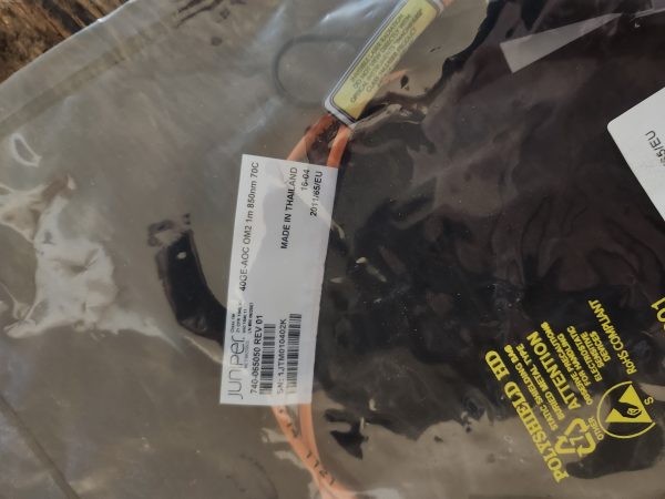Juniper 40GE-AOC OM2 Active Optical Cable 1m 850nm 70C 740-065050 - Image 3