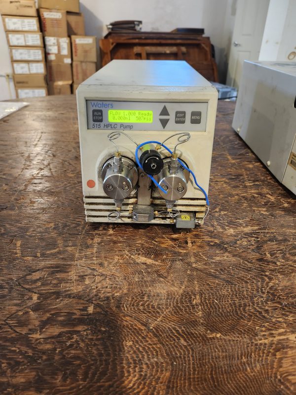 Waters 515 High Performance Chromatography HPLC Pump - Image 2