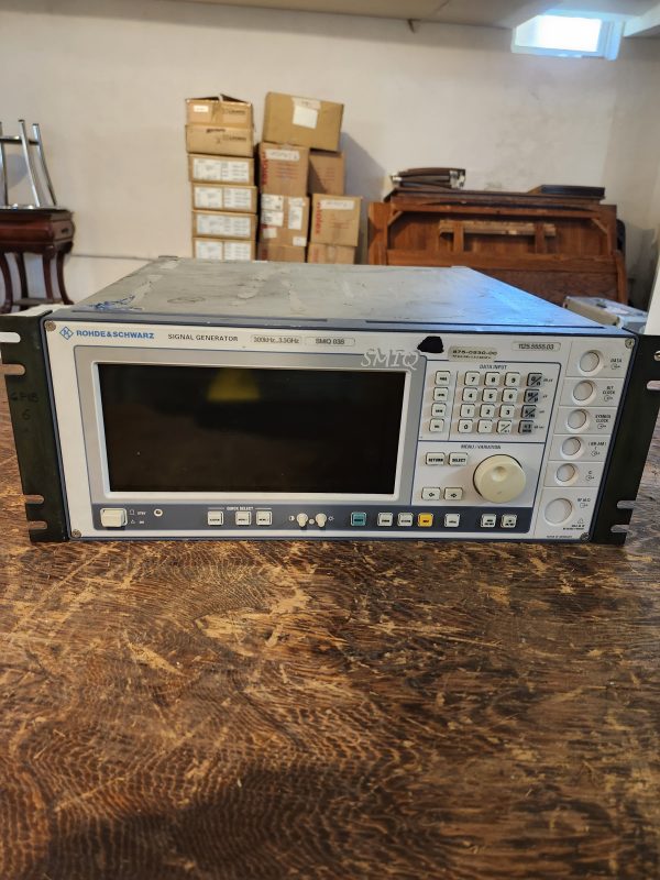 Rohde & Schwarz SMIQ 03B 1125.5555.03 Signal Generator 300kHz 3.3GHz