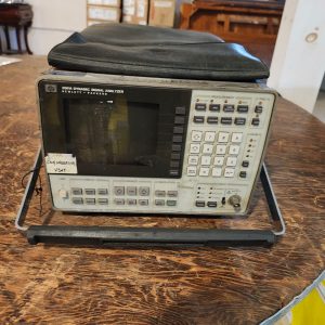 HP 3561A Dynamic Signal Analyzer