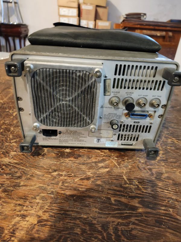 HP 3561A Dynamic Signal Analyzer - Image 3