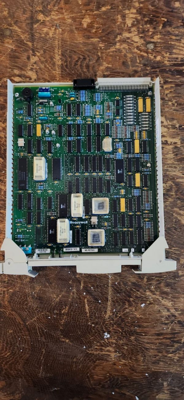 Honeywell 51304516-250 HDW: T FW: G MC-PSTX03 Smart MV Xmtr Interface - Image 2