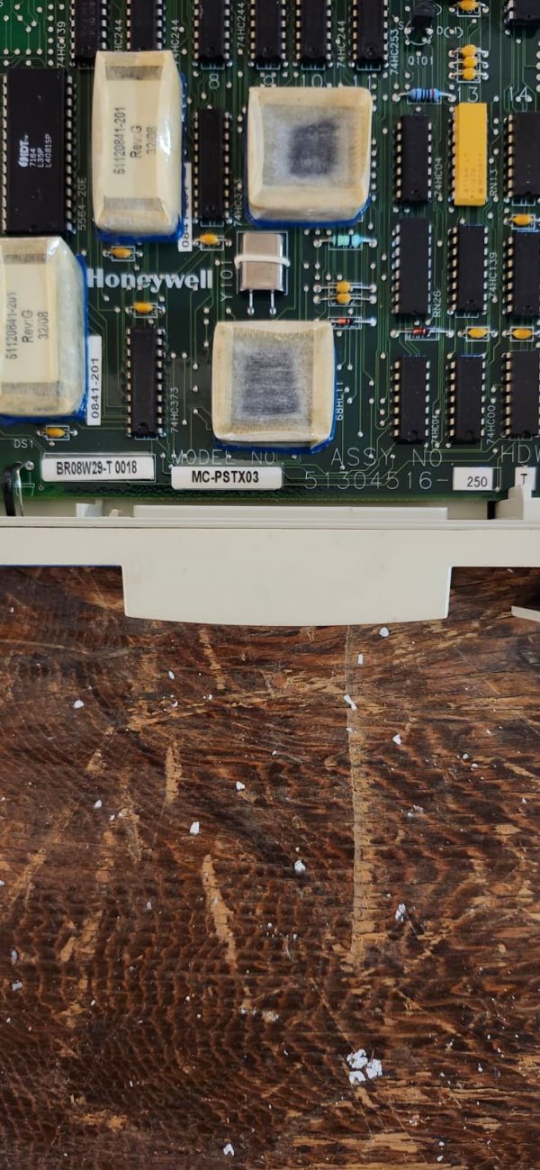 Honeywell 51304516-250 HDW: T FW: G MC-PSTX03 Smart MV Xmtr Interface - Image 4