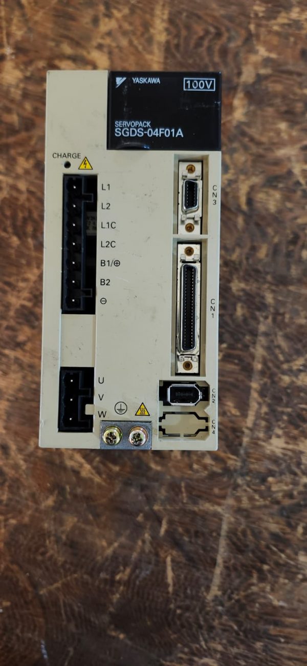 Yaskawa SGDS-04F01A Servopack