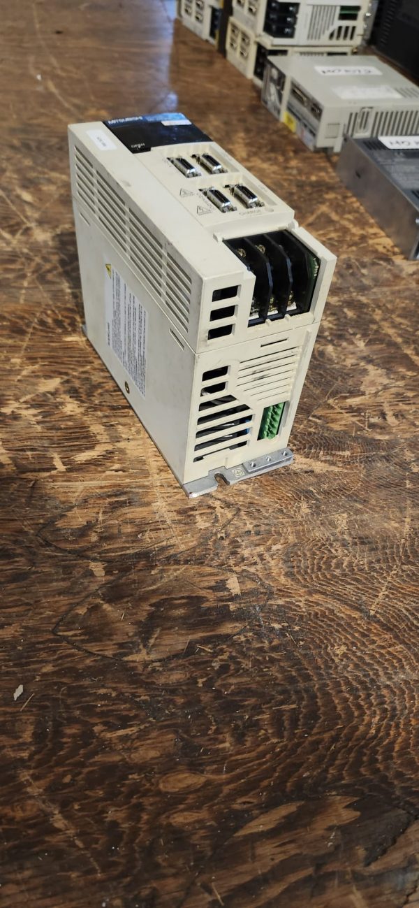 Mitsubishi MR-J2S-40A-PA008 Servo Drive - Image 2
