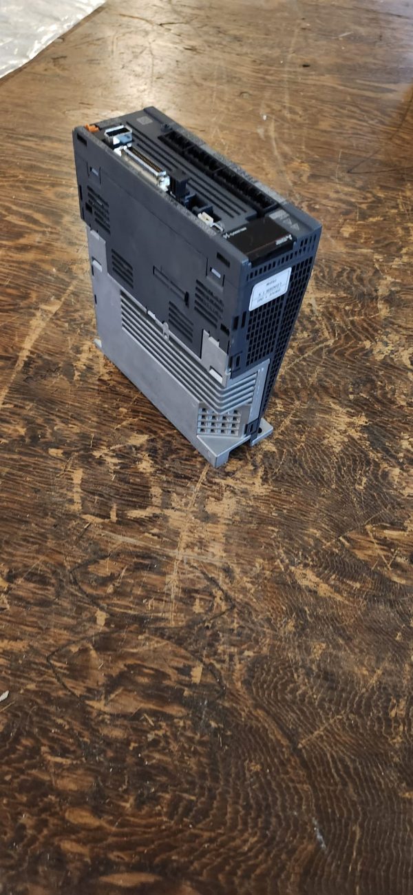 Mitsubishi MR-J4-70A Servo Drive - Image 2