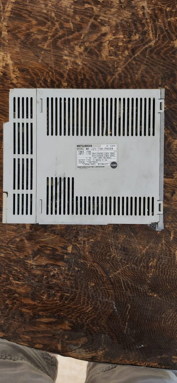 Mitsubishi MR-J2S-70A-PA008 Servo Drive - Image 3