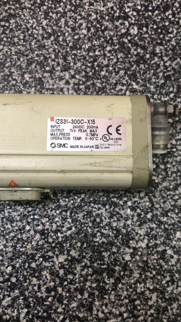 SMC IZS31-300C-X15 Ionizer - Image 3