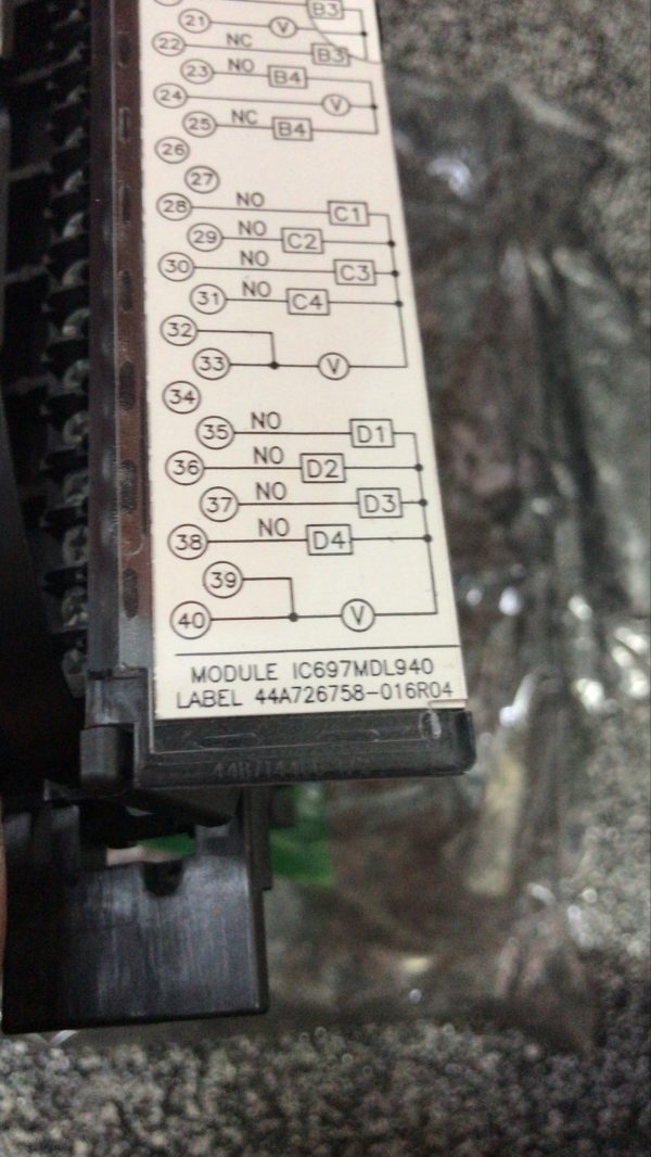 FANUC IC697MDL940 OUTPUT MODULE RELAY - Image 3