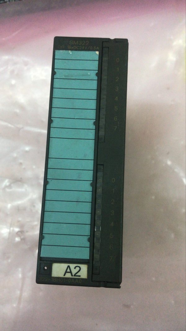 Siemens 6ES7 322-1BH01-0AA0 Output Module