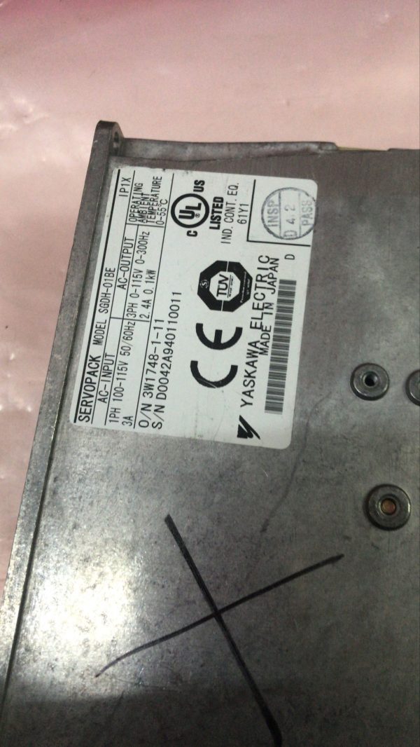 Yaskawa SGDH-01BE Servo Motor Drive 3PH 0-115V 0-300Hz - Image 2