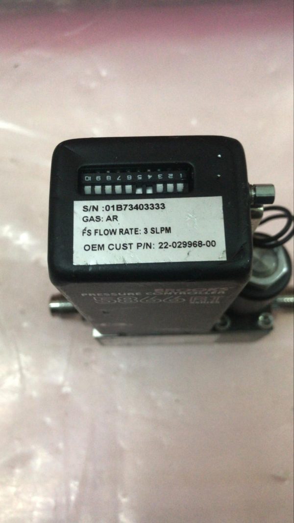 Brooks 5866RT Series 5866RC1A1C4R2VA Pressure Controller 3 SLPM Flow Rate - Image 2